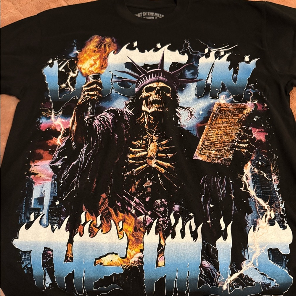 Lost Hills Black Graphic Men’s Shirt